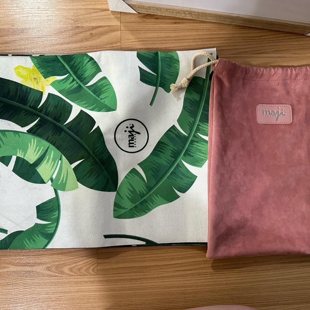 Maji Sports Suede & Natural Rubber Travel Yoga Mat – Leaf